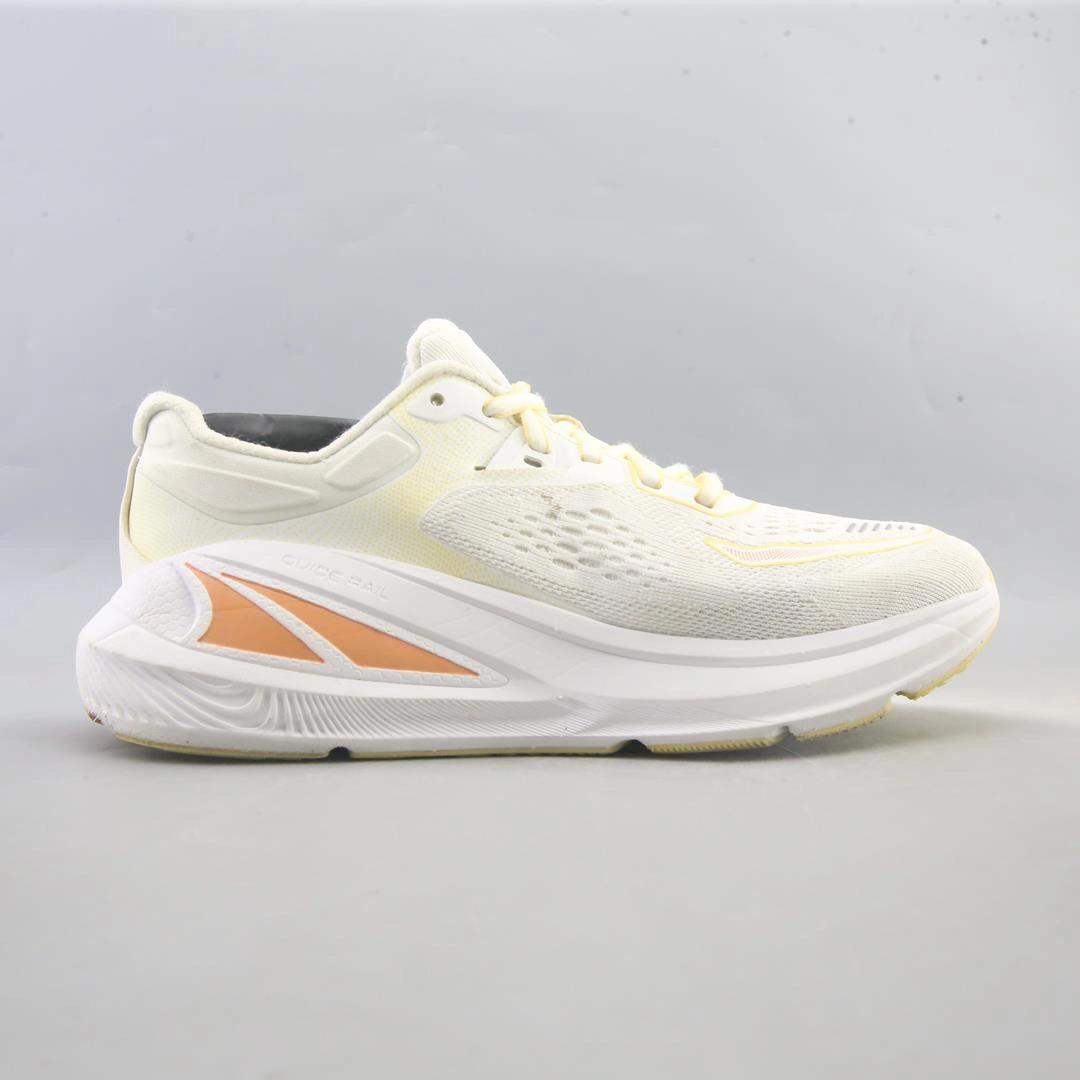 ALTRA PARADIGM 6 lightweight athletic shoe look