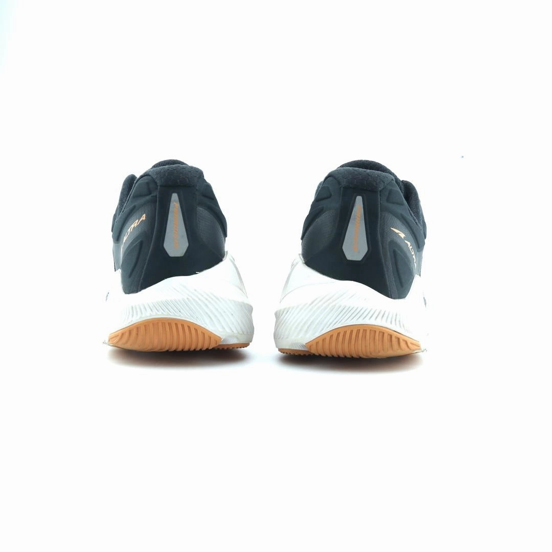 ALTRA PARADIGM 6 lightweight athletic shoe look