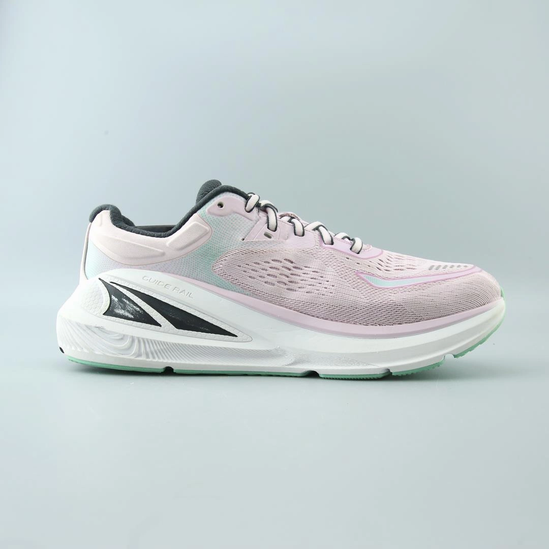 ALTRA PARADIGM 6 lightweight athletic shoe look