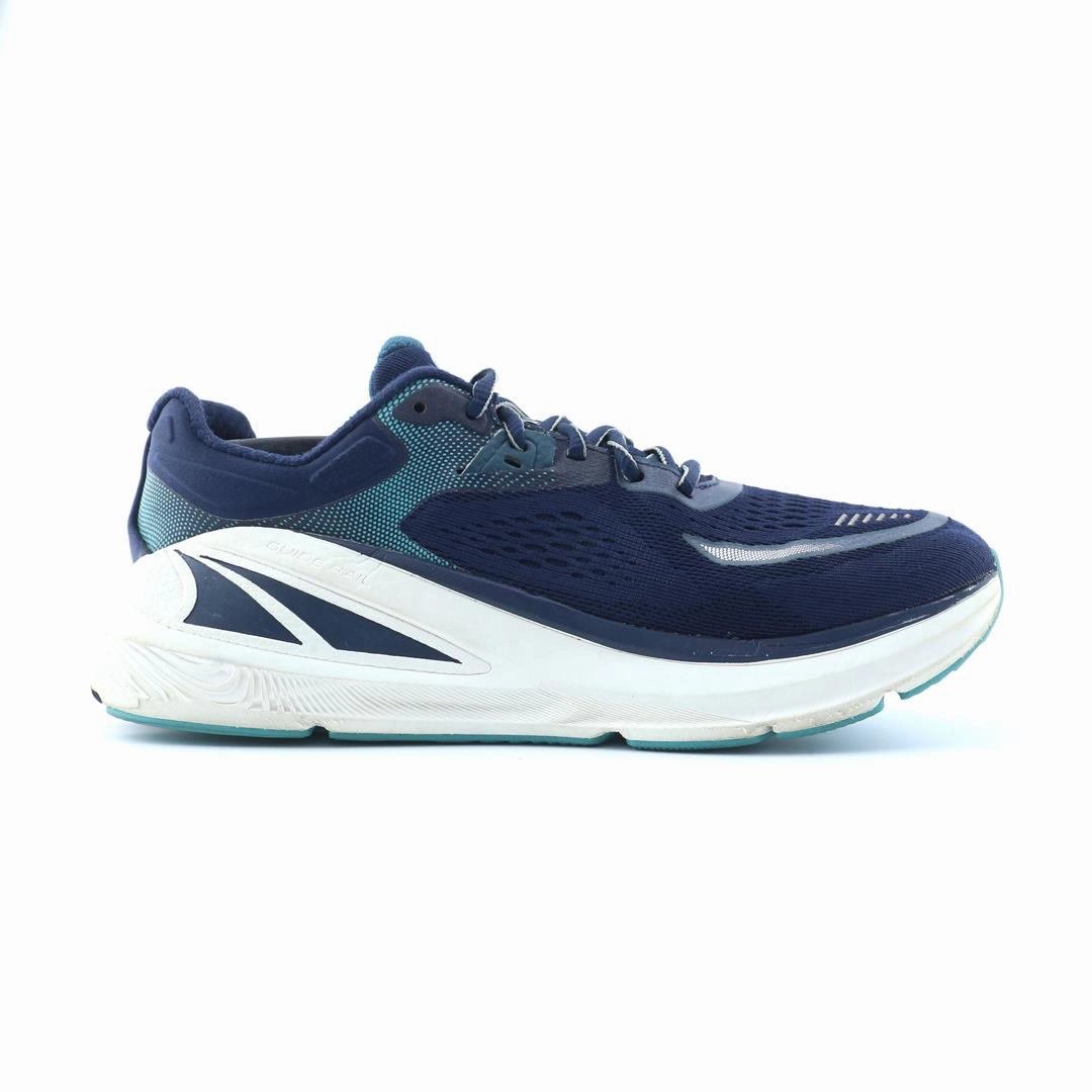 ALTRA PARADIGM 6 lightweight athletic shoe look
