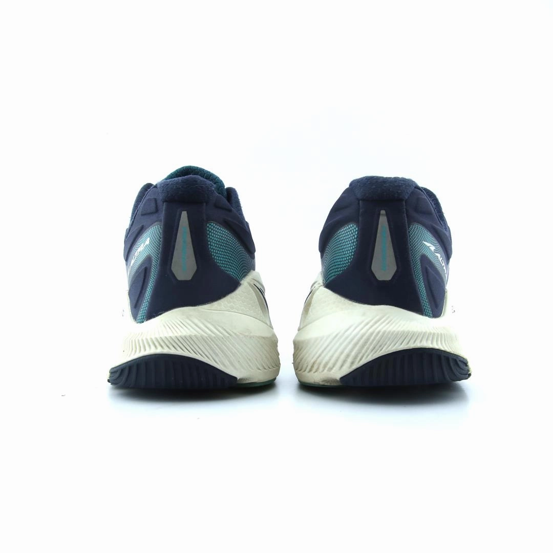 ALTRA PARADIGM 6 lightweight athletic shoe look