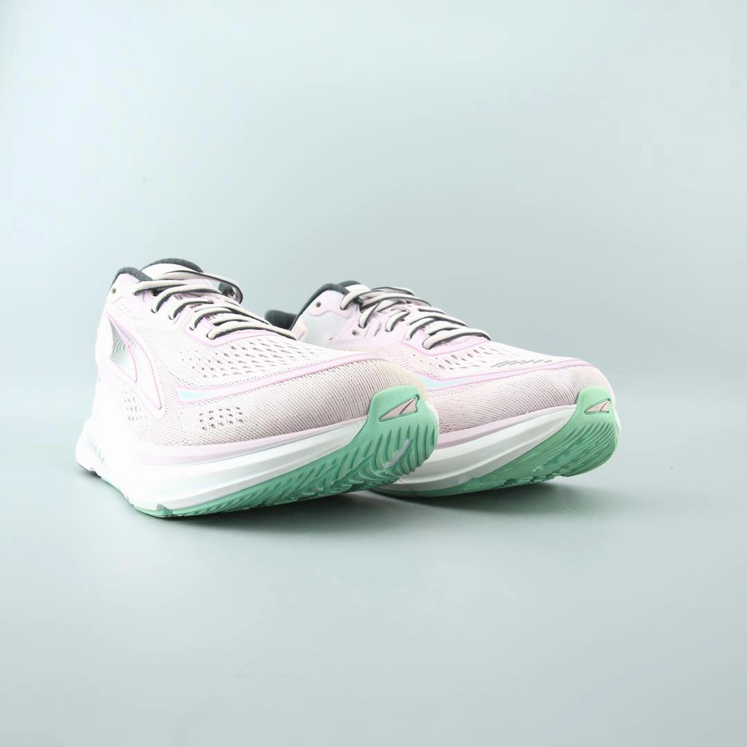 ALTRA PARADIGM 6 lightweight athletic shoe look