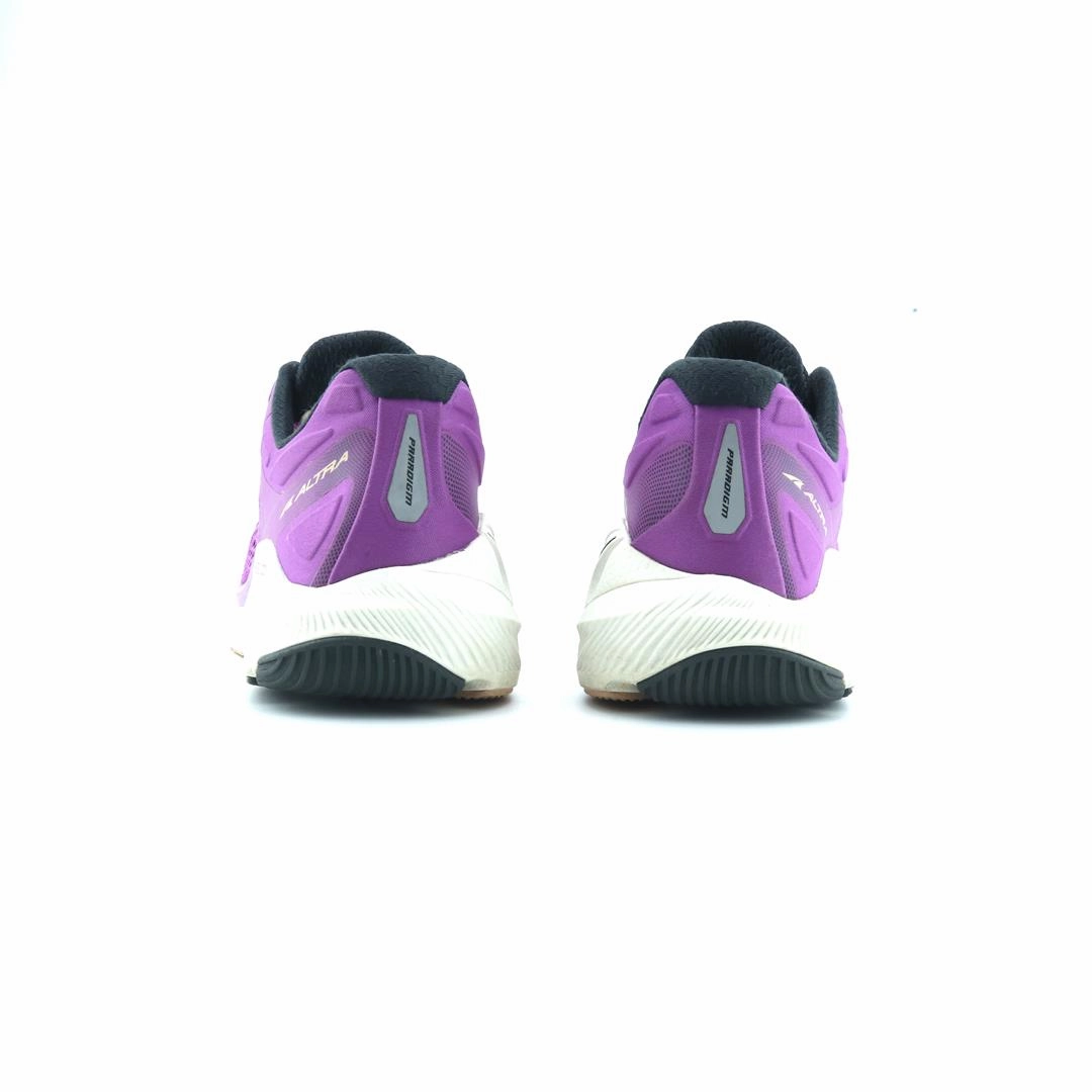 ALTRA PARADIGM 6 lightweight athletic shoe look