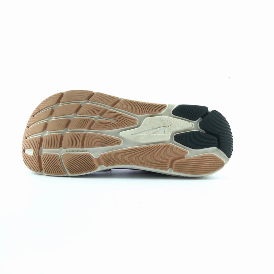 ALTRA PARADIGM 6 lightweight athletic shoe look