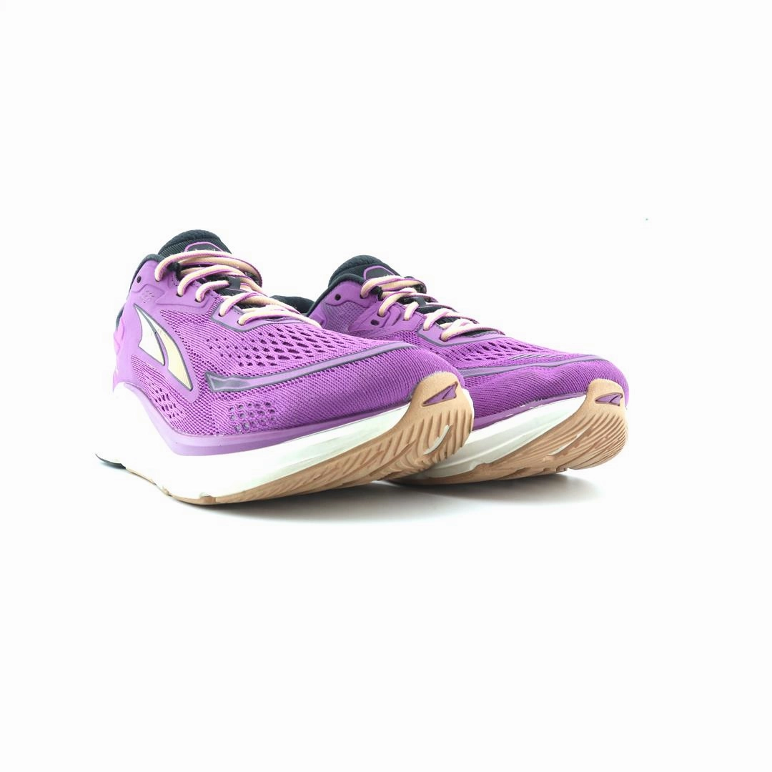 ALTRA PARADIGM 6 lightweight athletic shoe look