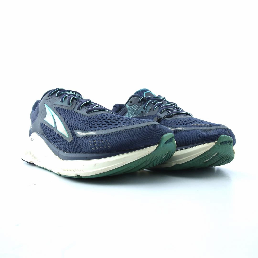 ALTRA PARADIGM 6 lightweight athletic shoe look