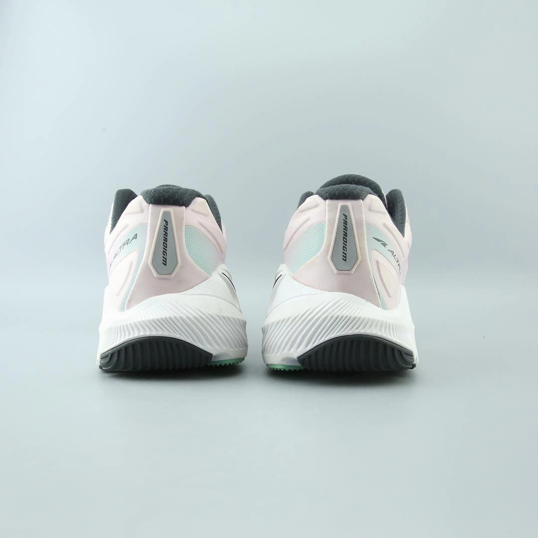 ALTRA PARADIGM 6 lightweight athletic shoe look