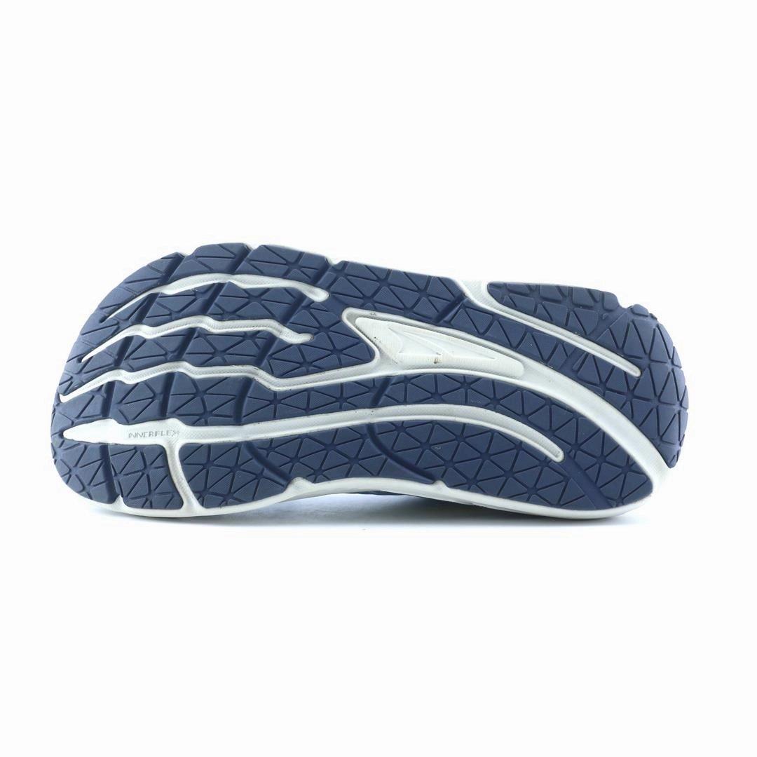 ALTRA PARADIGM 7 lightweight athletic shoe look