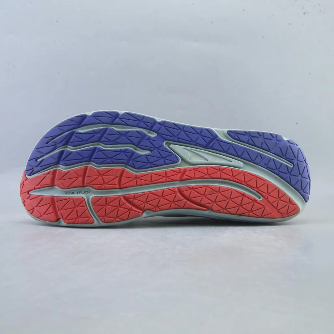 ALTRA PARADIGM 7 lightweight athletic shoe look