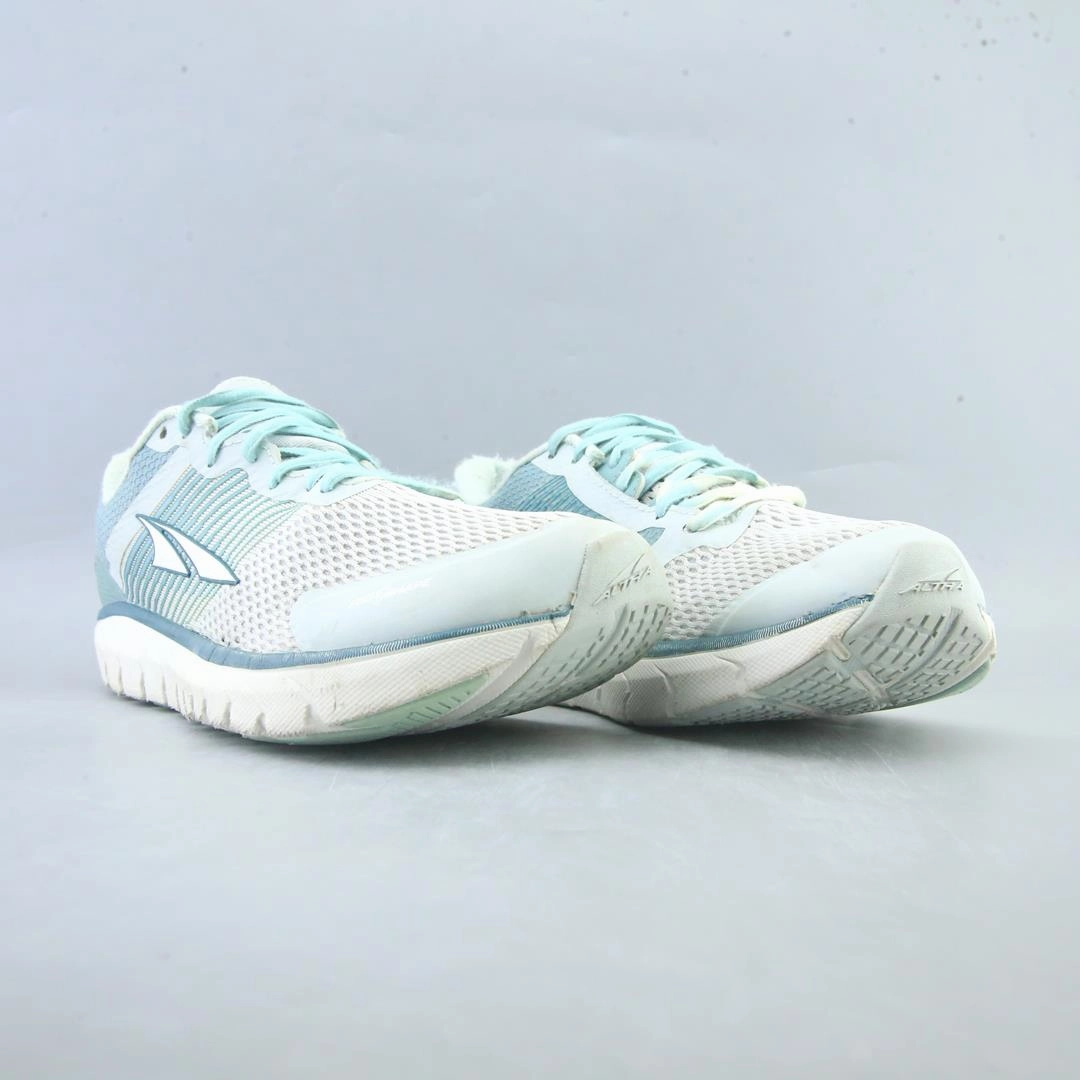 ALTRA PROVISION 4.0 lightweight athletic shoe look