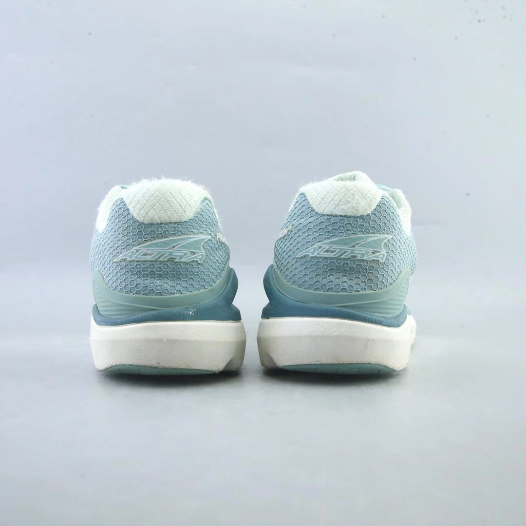ALTRA PROVISION 4.0 lightweight athletic shoe look