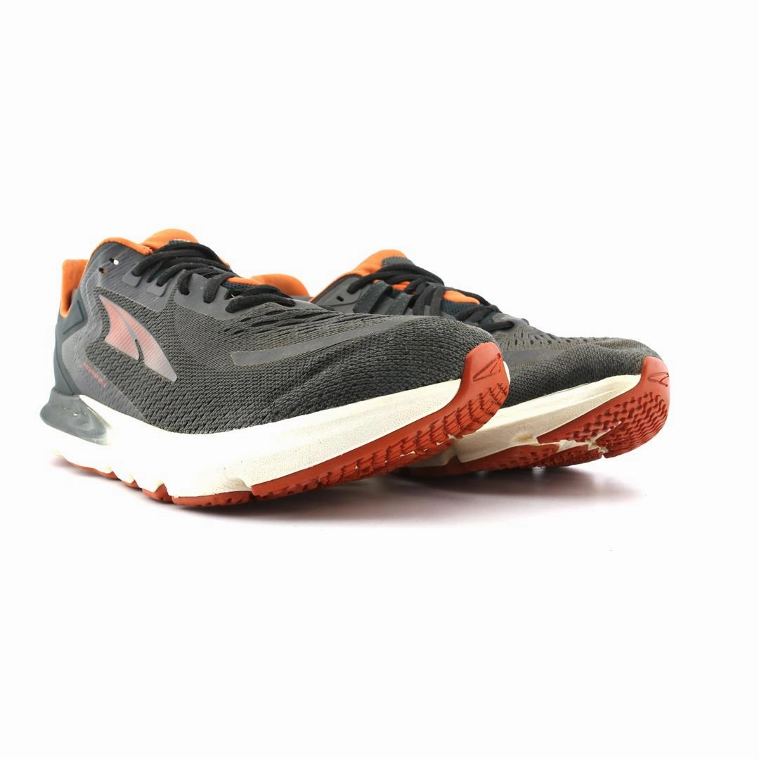 ALTRA PROVISION 6 lightweight athletic shoe look