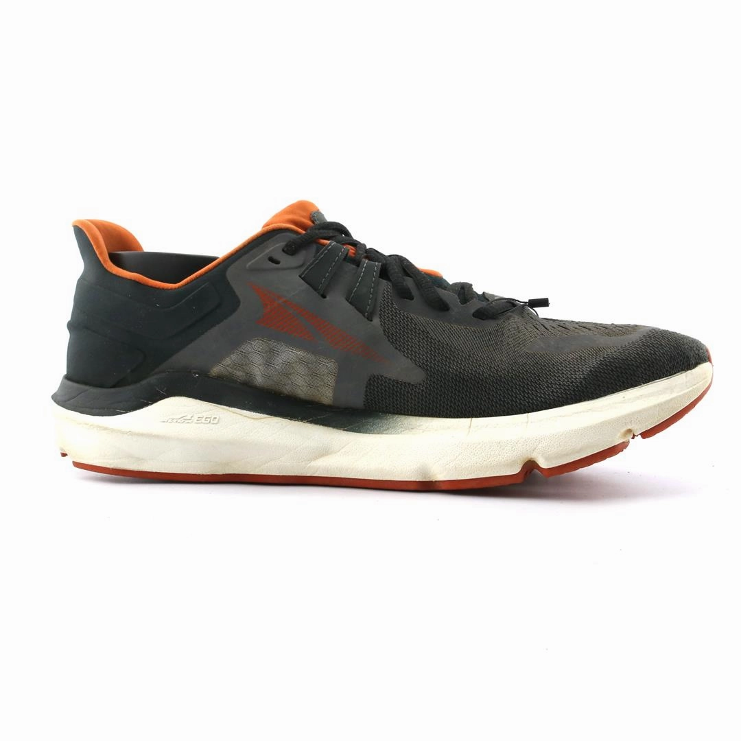 ALTRA PROVISION 6 lightweight athletic shoe look