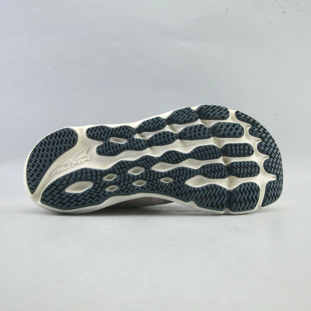 ALTRA PROVISION 6 lightweight athletic shoe look