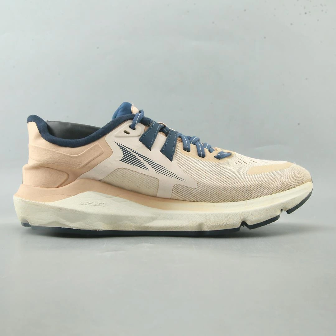 ALTRA PROVISION 6 lightweight athletic shoe look