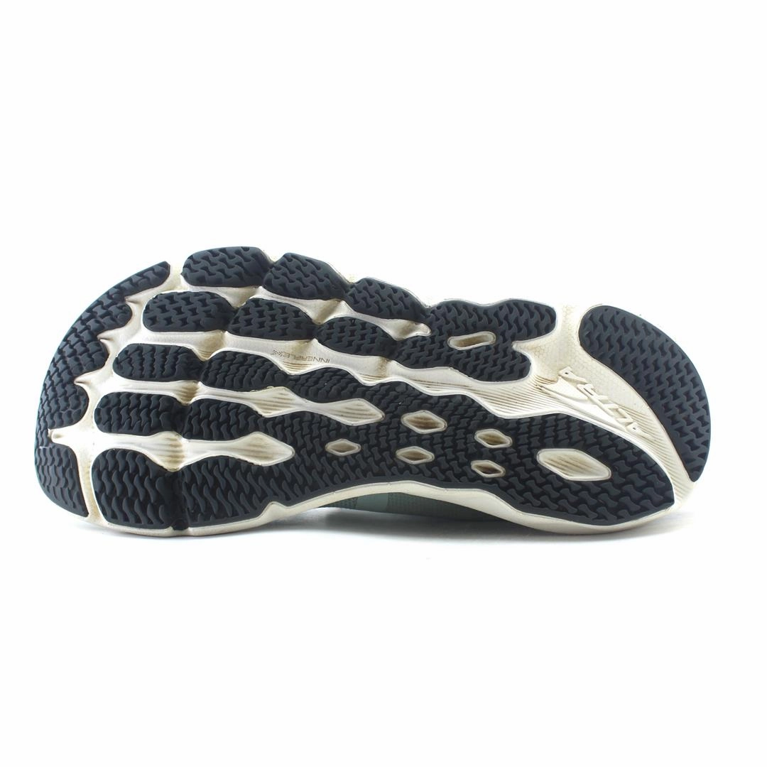 ALTRA PROVISION 6 lightweight athletic shoe look