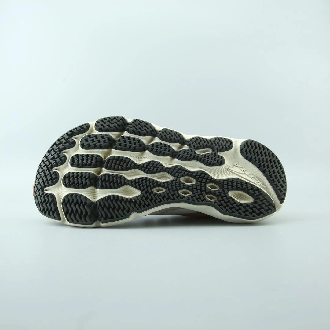ALTRA PROVISION 7 lightweight athletic shoe look