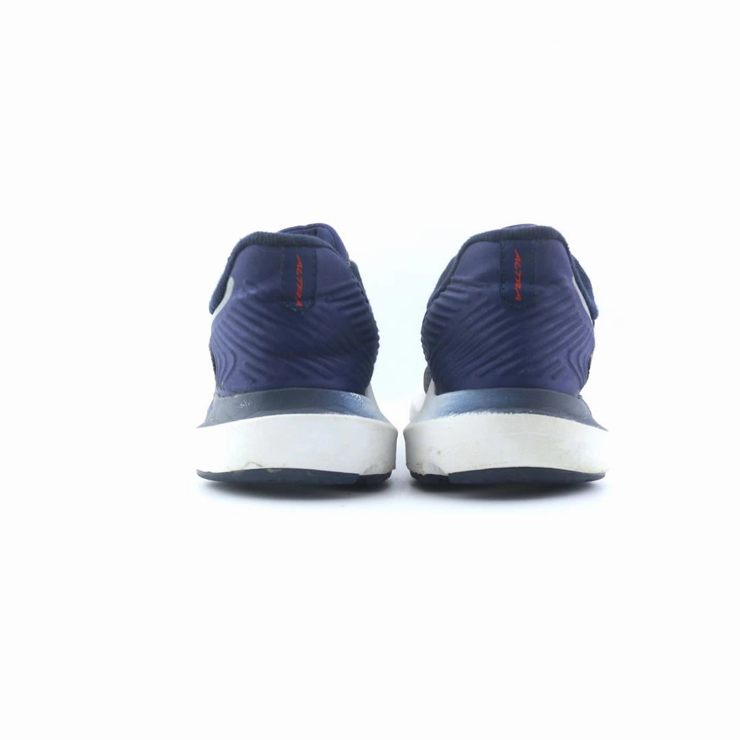 ALTRA PROVISION 7 lightweight athletic shoe look