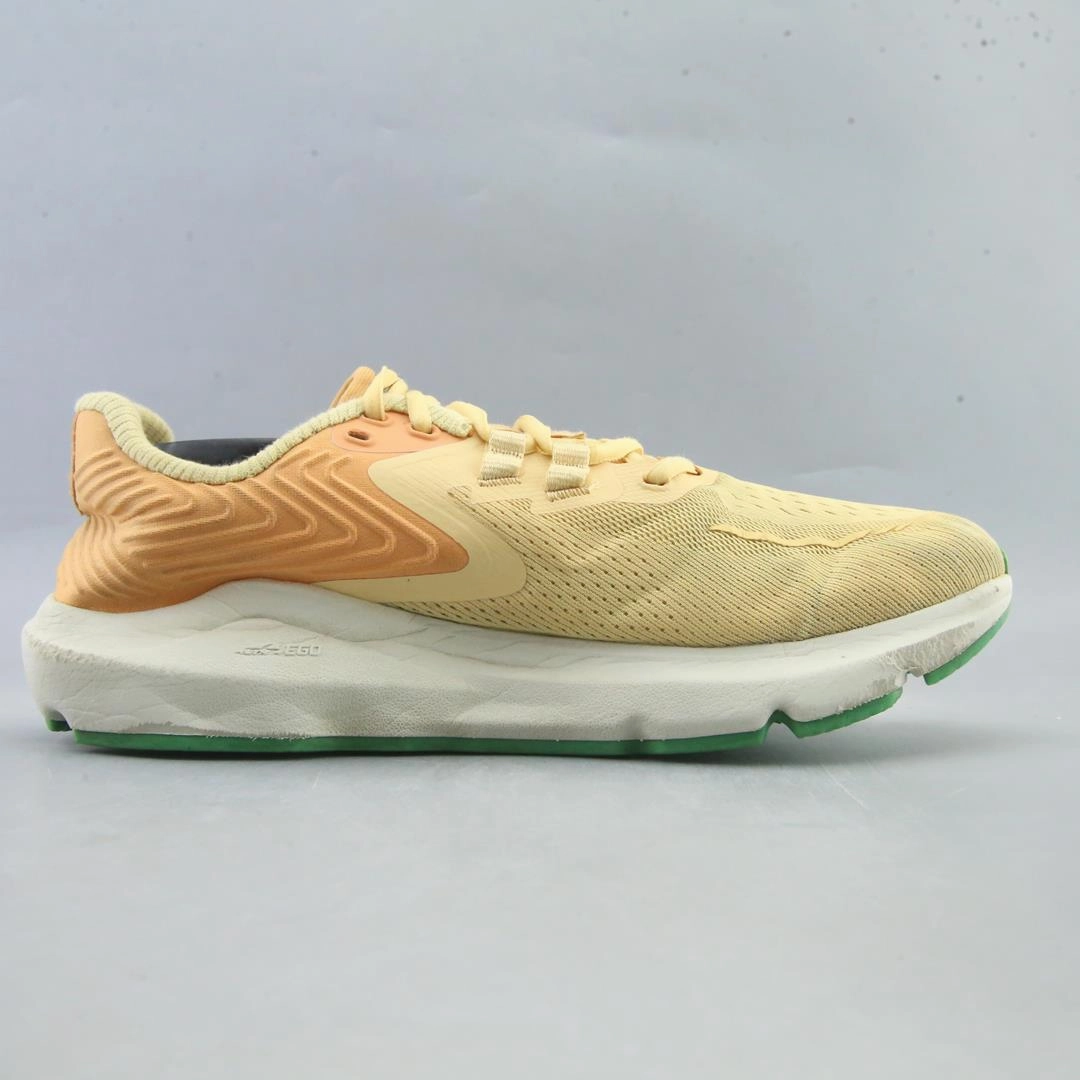 ALTRA PROVISION 7 lightweight athletic shoe look