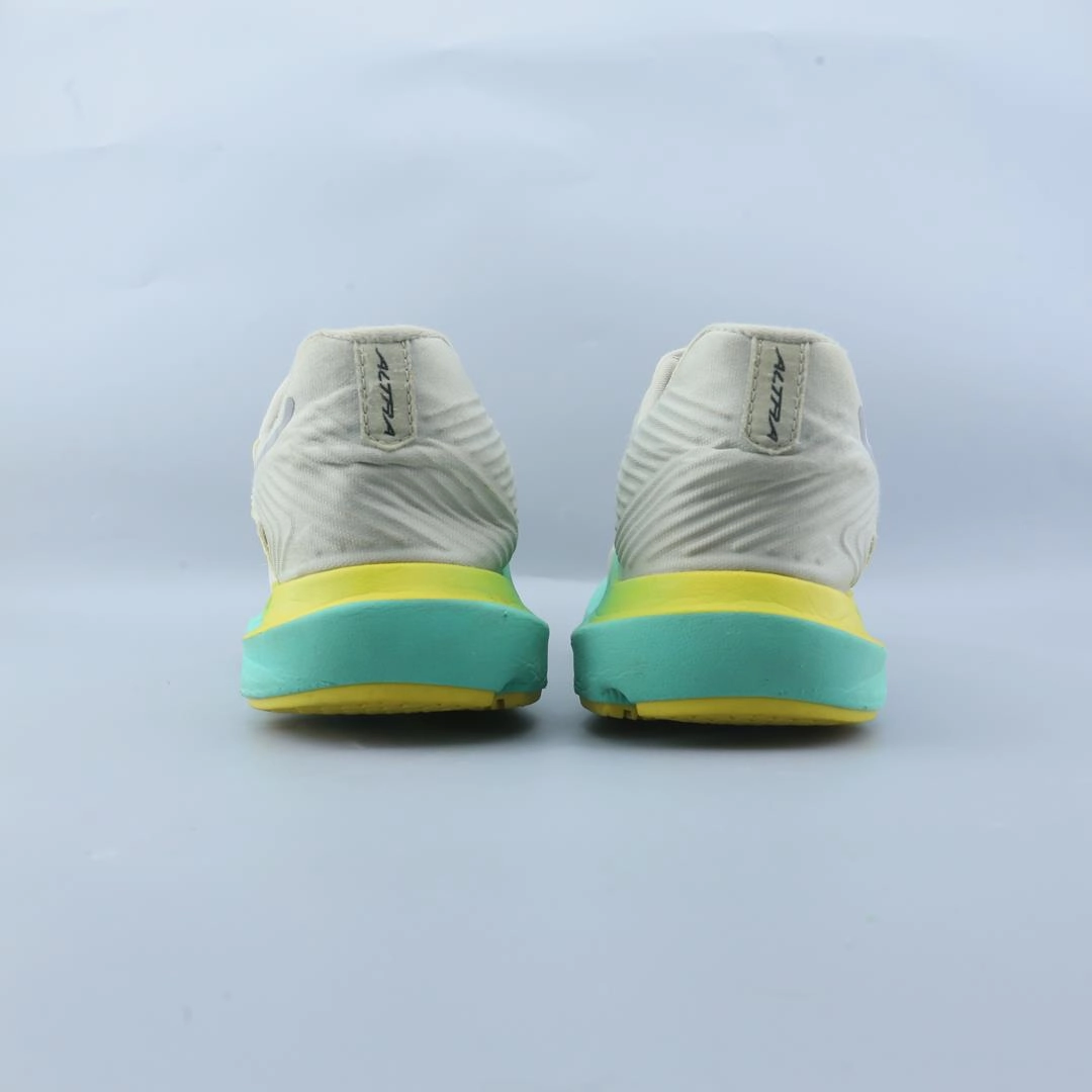 ALTRA PROVISION 7 lightweight athletic shoe look