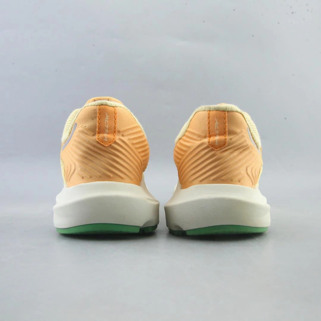 ALTRA PROVISION 7 lightweight athletic shoe look