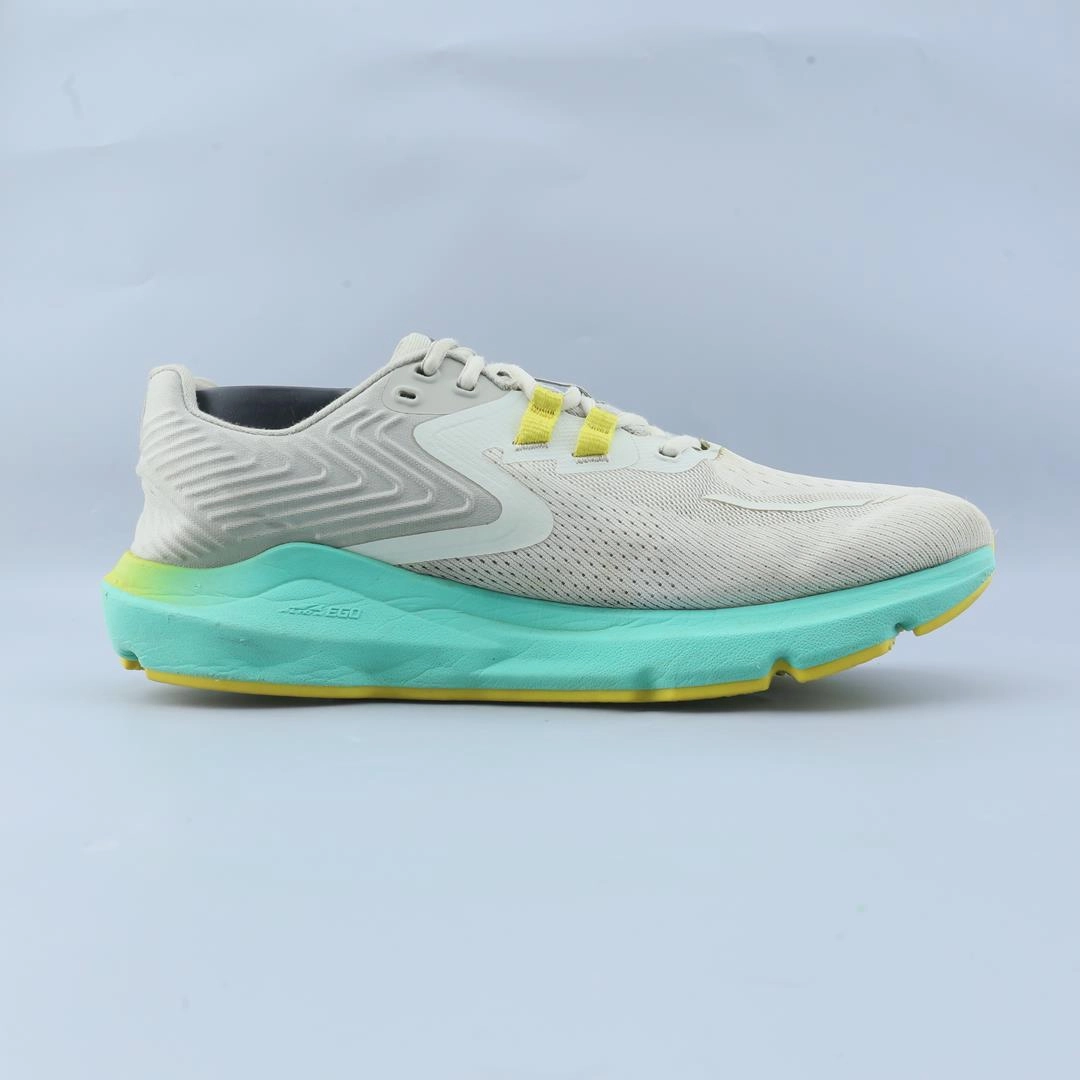 ALTRA PROVISION 7 lightweight athletic shoe look