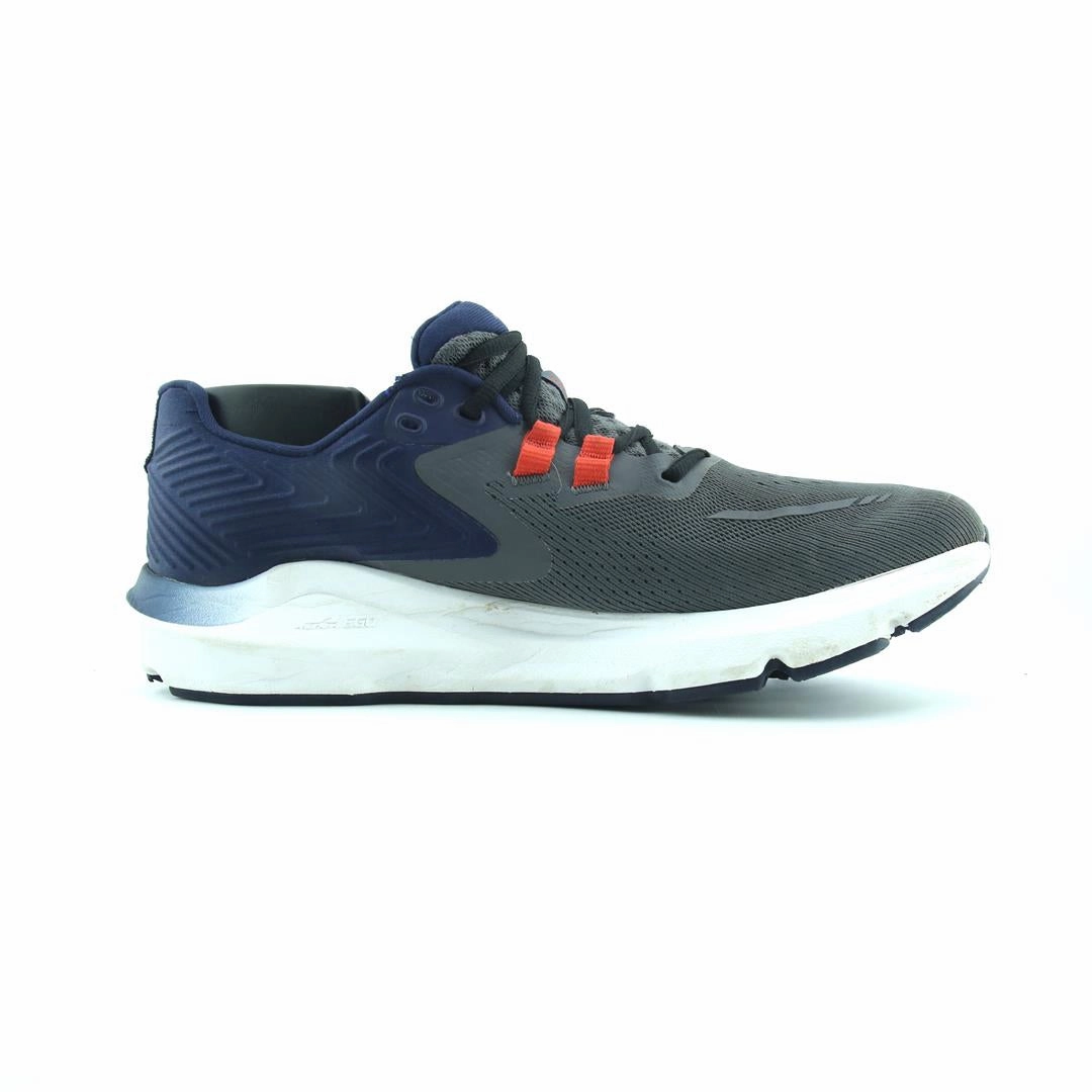 ALTRA  PROVISION 7 lightweight athletic shoe look