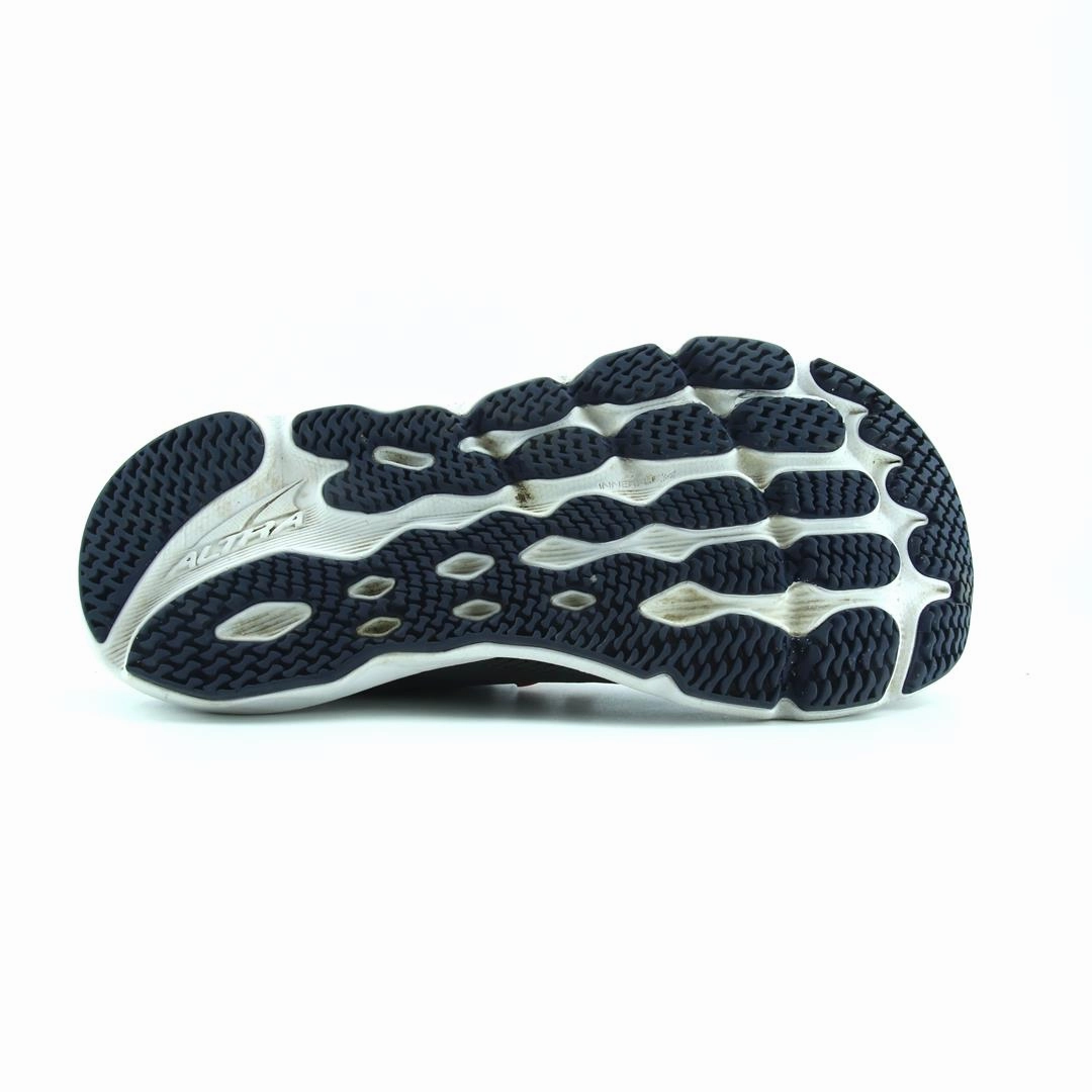 ALTRA  PROVISION 7 lightweight athletic shoe look