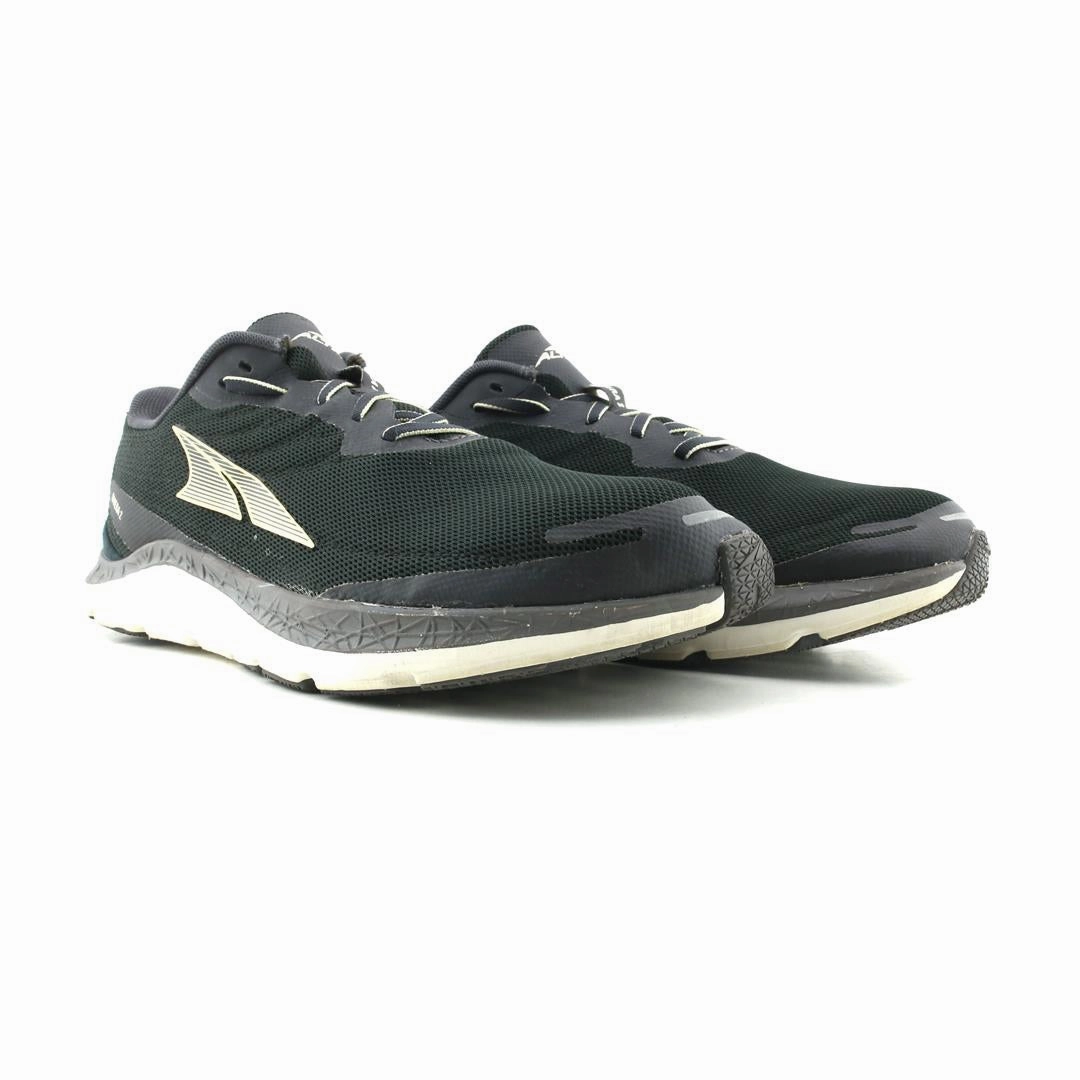 ALTRA RIVERA 2 lightweight athletic shoe look