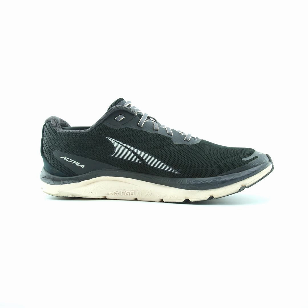 ALTRA RIVERA 2 lightweight athletic shoe look