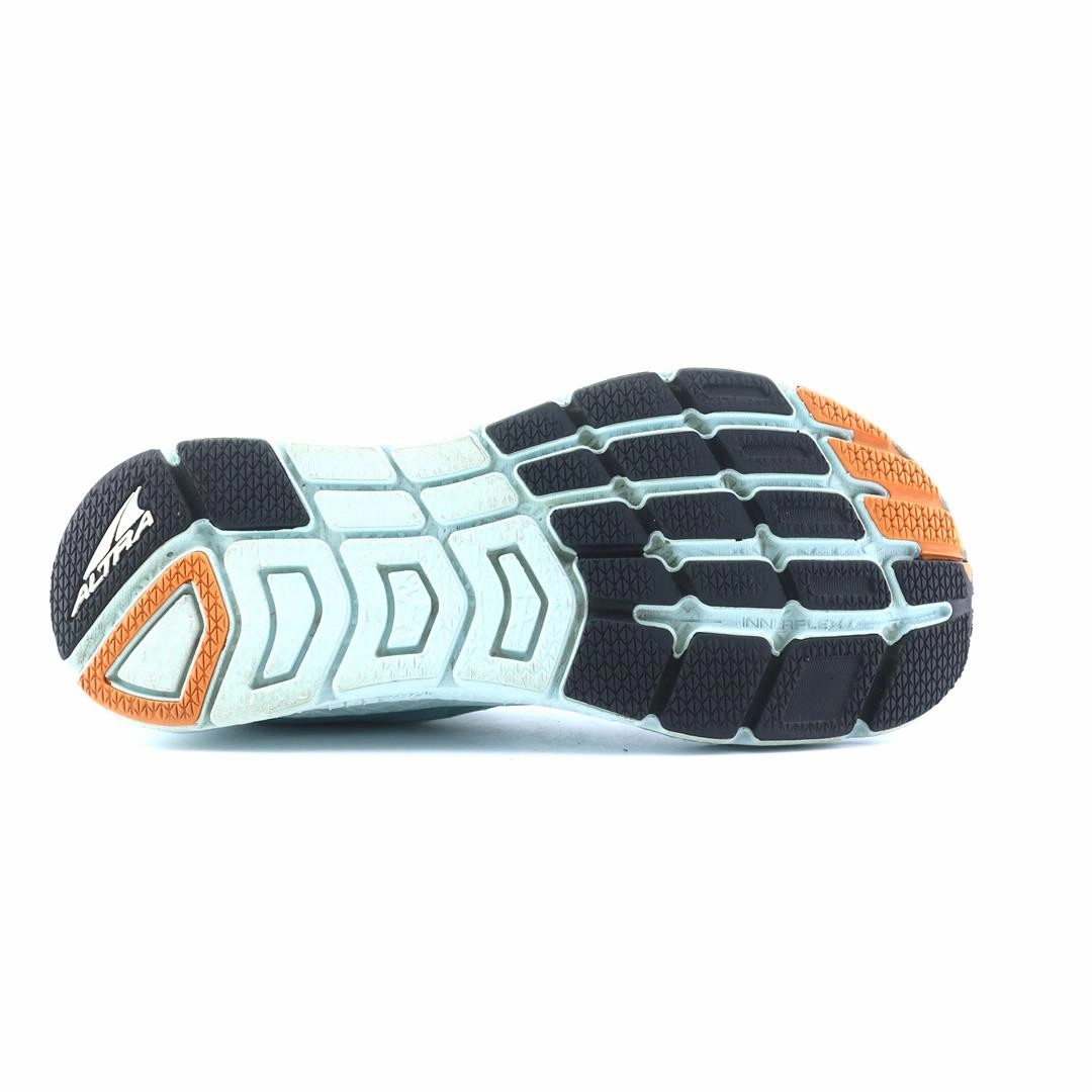ALTRA RIVERA lightweight athletic shoe look