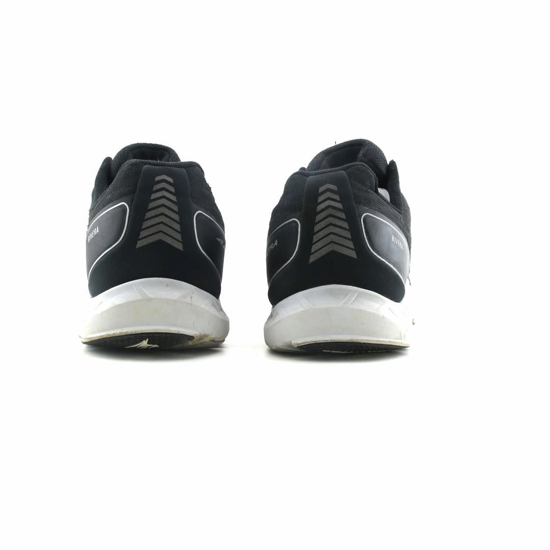 ALTRA RIVERA lightweight athletic shoe look