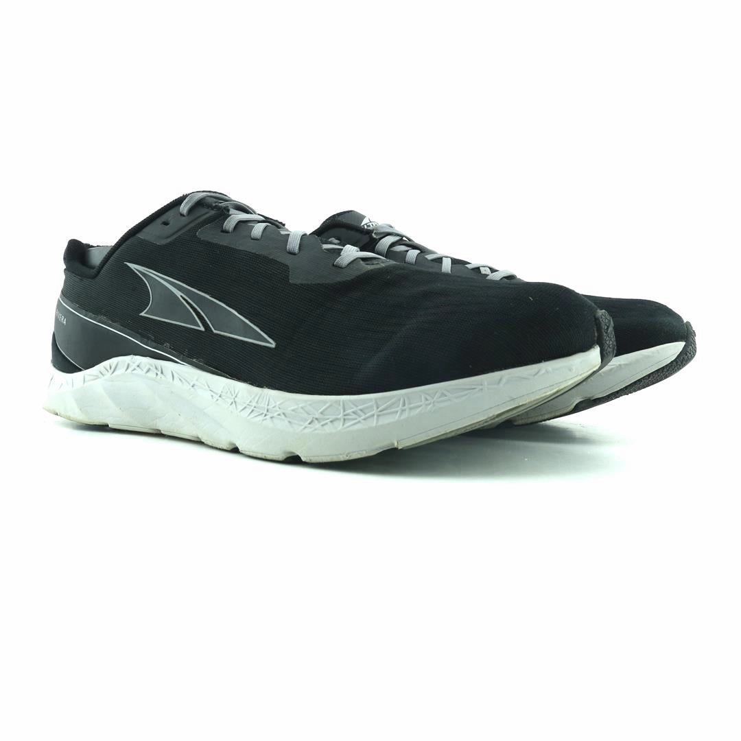 ALTRA RIVERA lightweight athletic shoe look