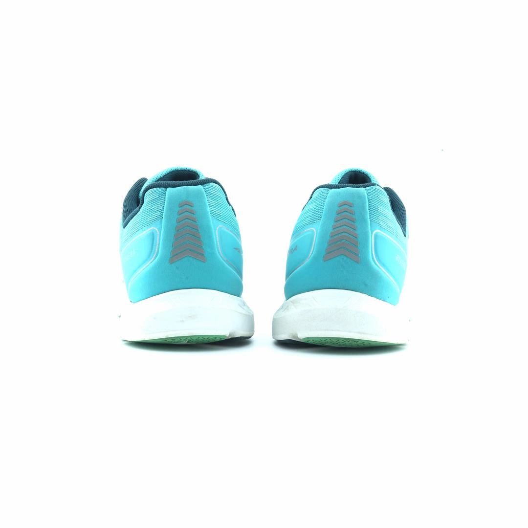 ALTRA RIVERA lightweight athletic shoe look