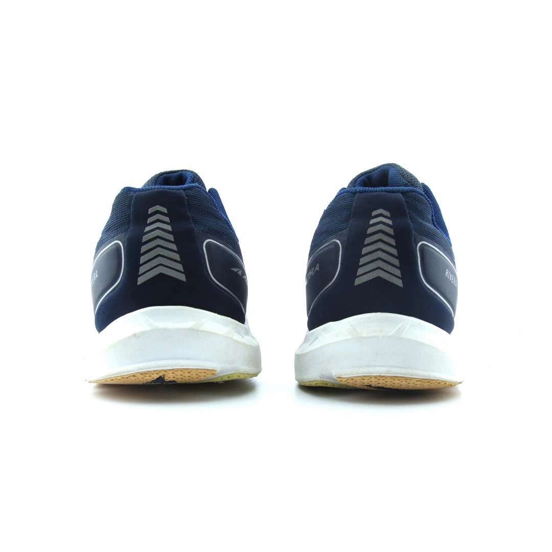 ALTRA RIVERA lightweight athletic shoe look