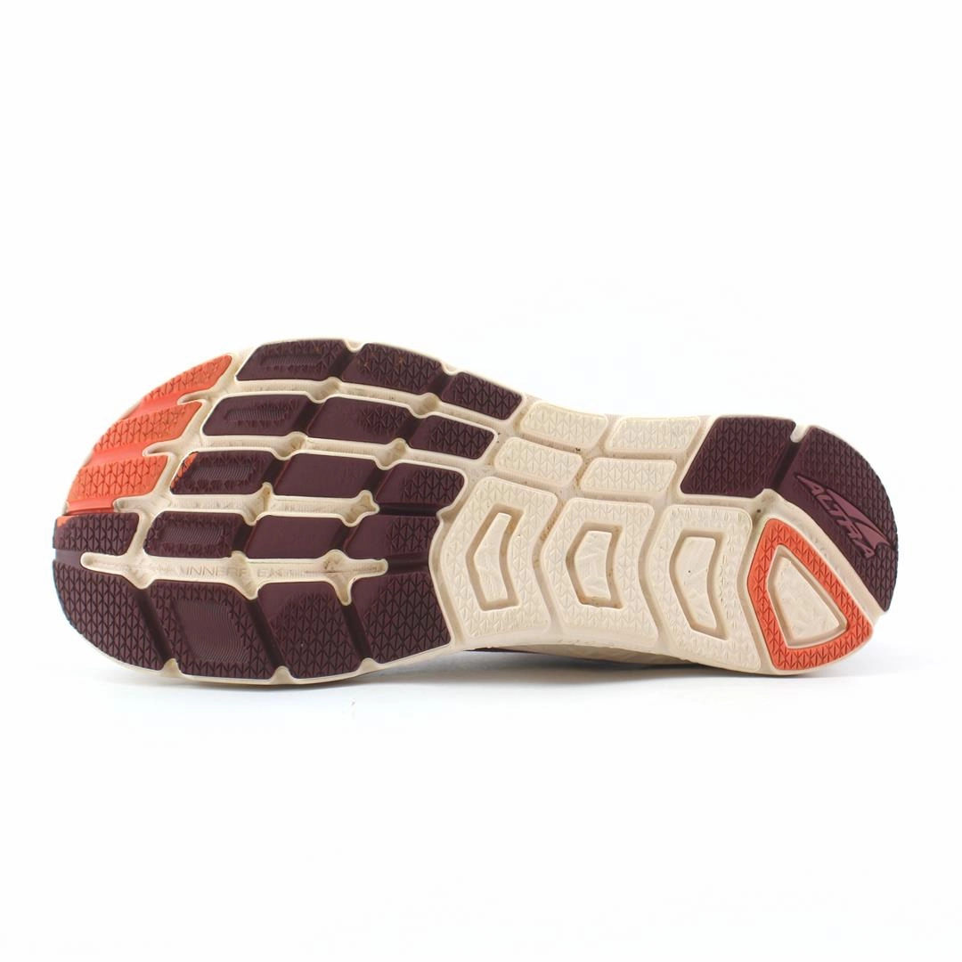 ALTRA RIVERA lightweight athletic shoe look