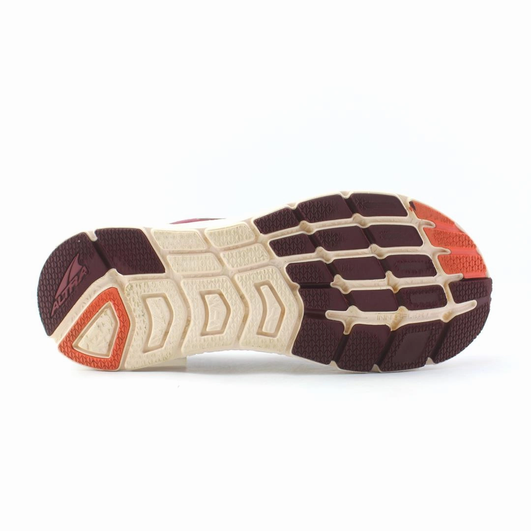 ALTRA RIVERA lightweight athletic shoe look