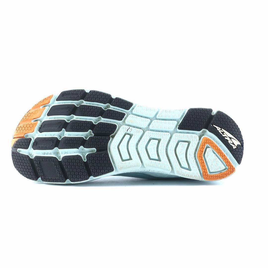 ALTRA RIVERA lightweight athletic shoe look