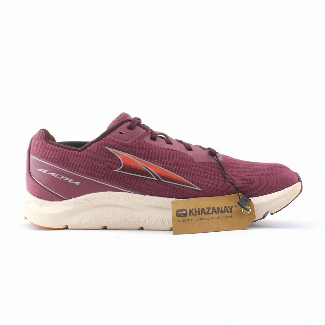 ALTRA RIVERA lightweight athletic shoe look