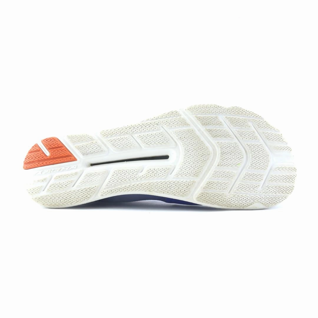 ALTRA SOLSTICE lightweight athletic shoe look