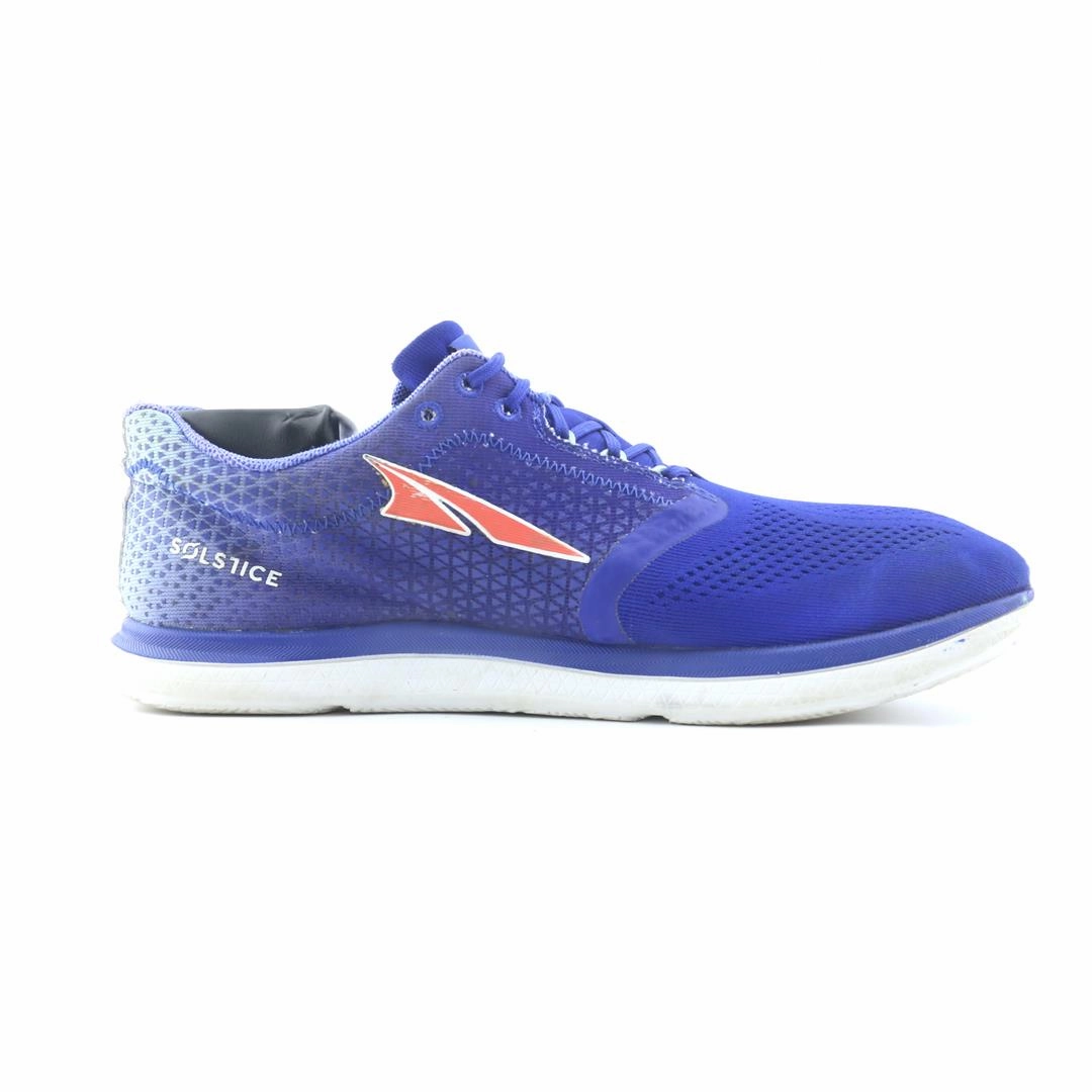 ALTRA SOLSTICE lightweight athletic shoe look