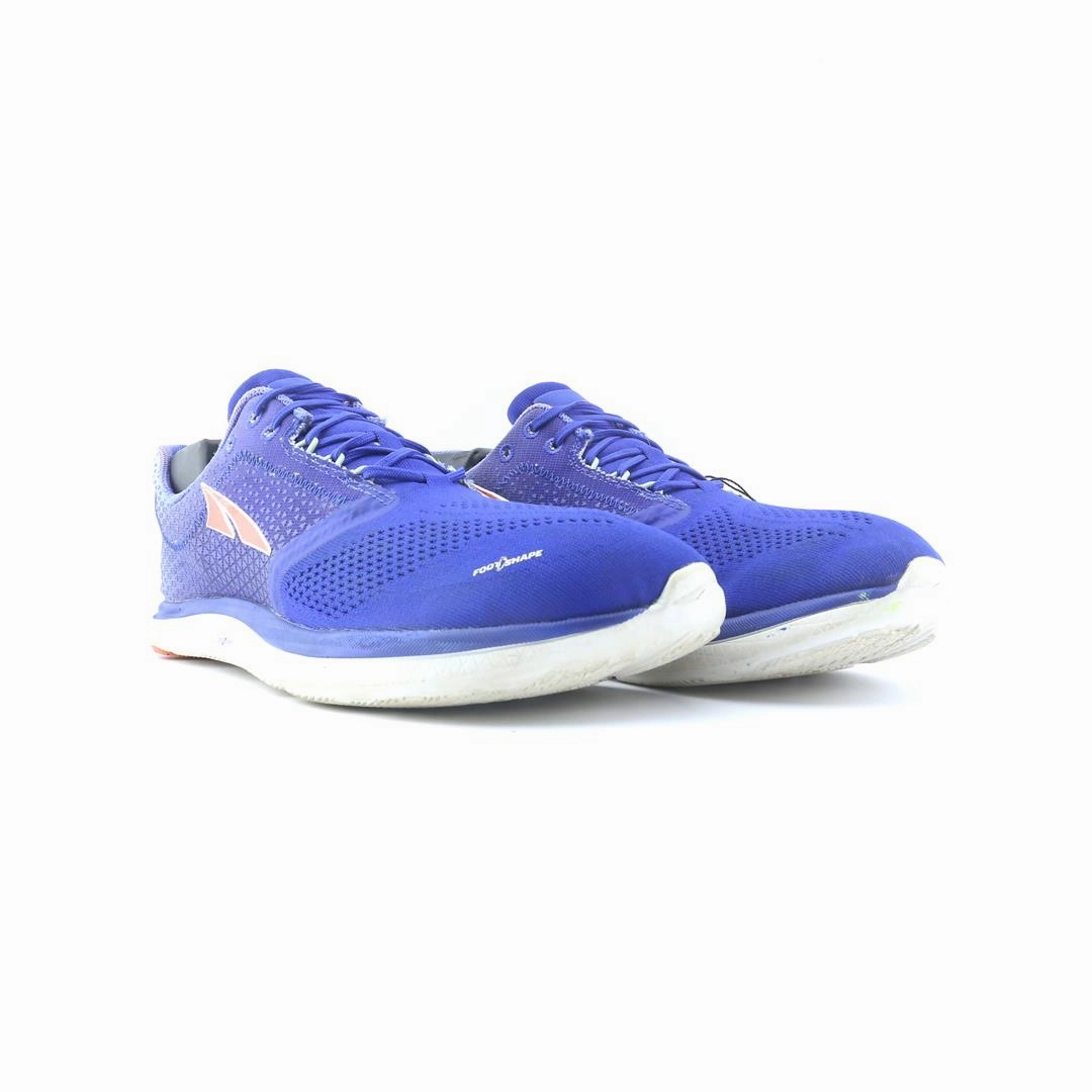 ALTRA SOLSTICE lightweight athletic shoe look