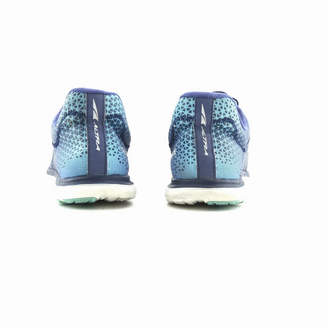 ALTRA SOLSTICE XT lightweight athletic shoe look