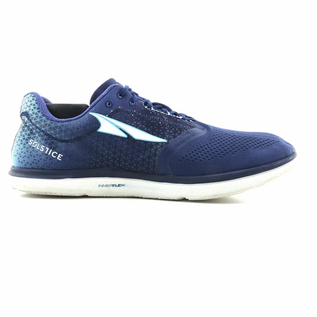 ALTRA SOLSTICE XT lightweight athletic shoe look