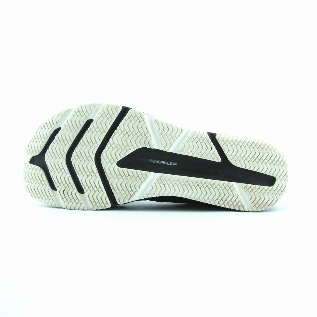 ALTRA SOLSTICE XT lightweight athletic shoe look
