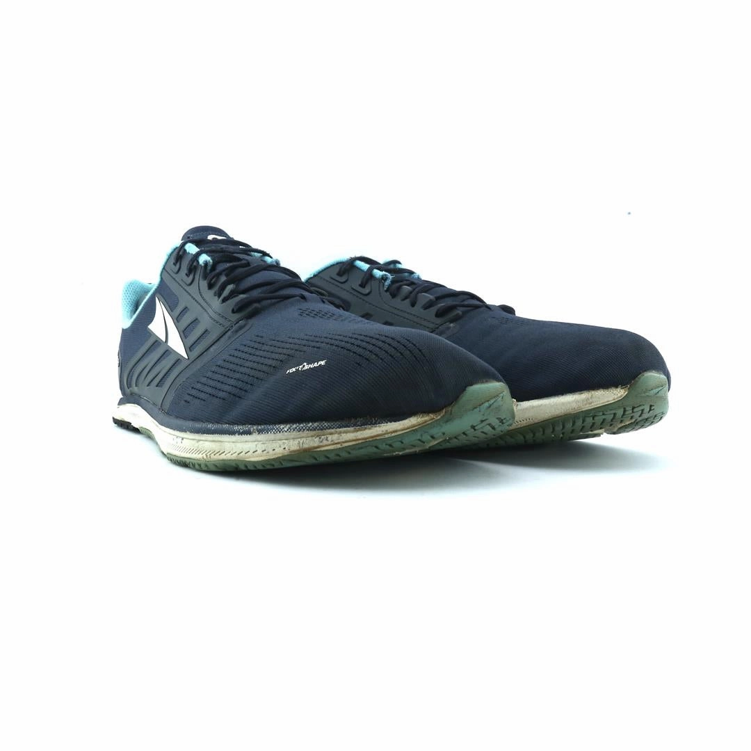 ALTRA SOLSTICE XT lightweight athletic shoe look