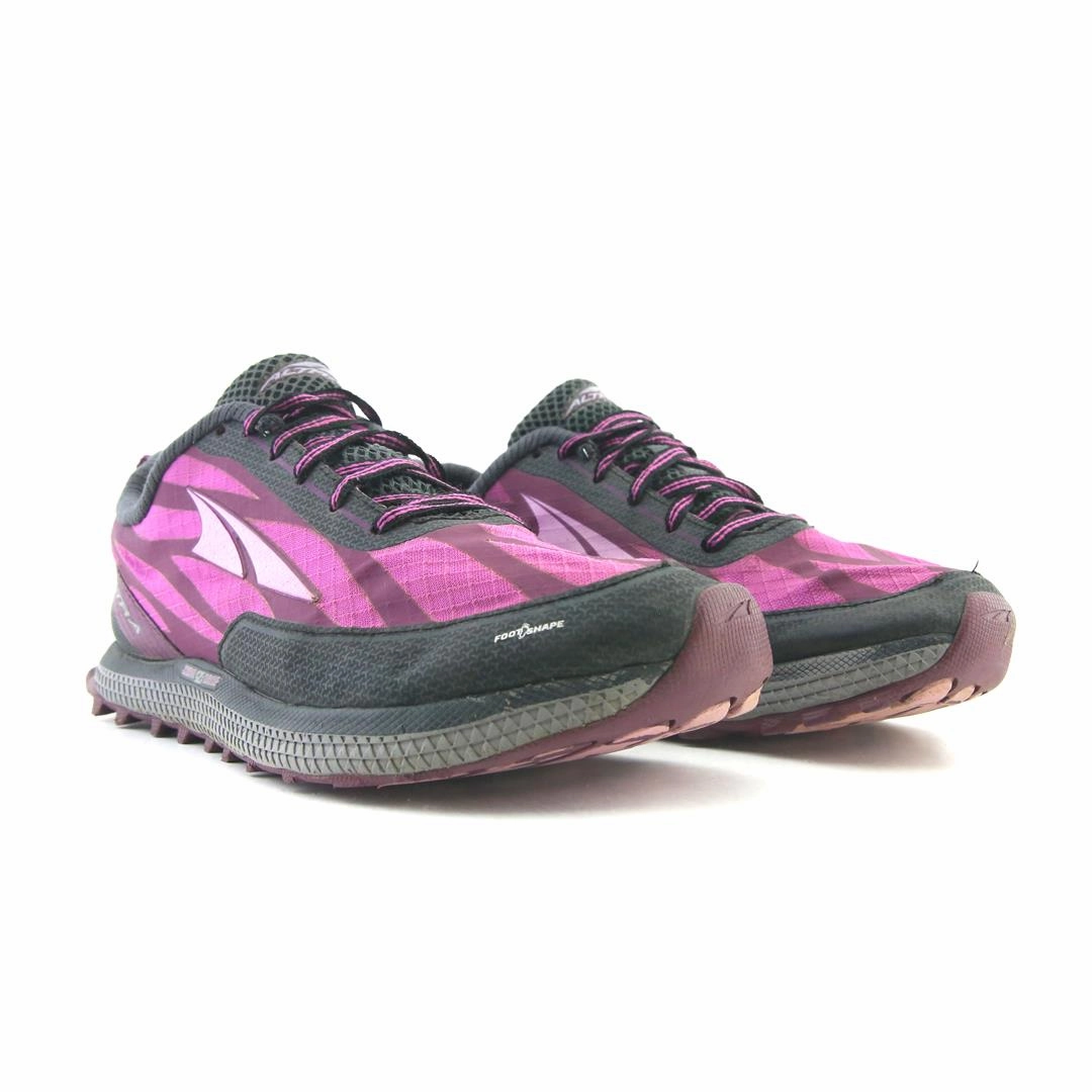 ALTRA SUPERIOR 3.0 lightweight athletic shoe look