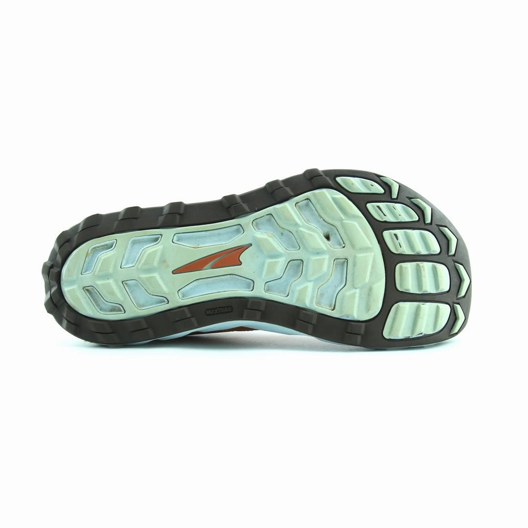 ALTRA SUPERIOR 5 lightweight athletic shoe look