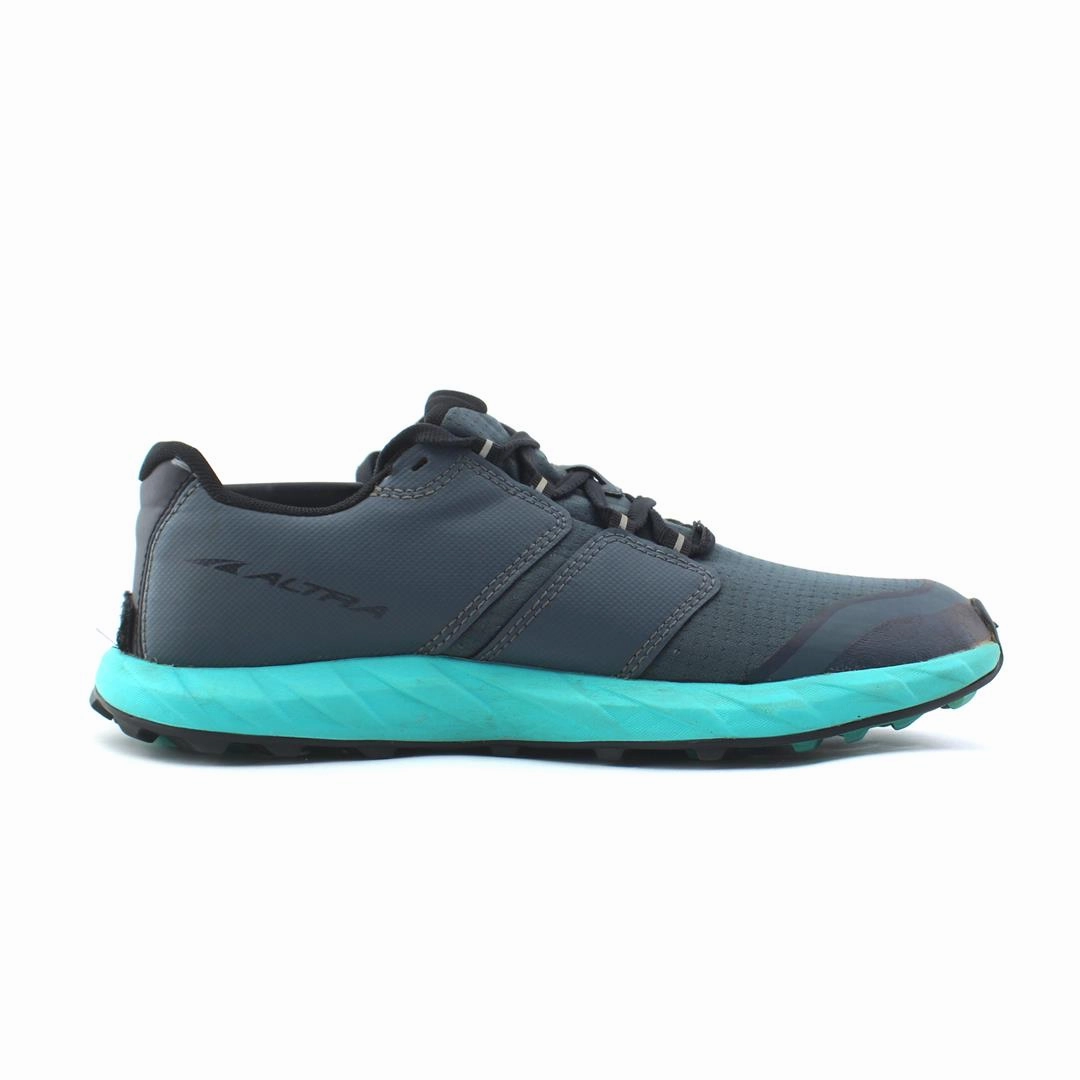 ALTRA SUPERIOR 5 lightweight athletic shoe look