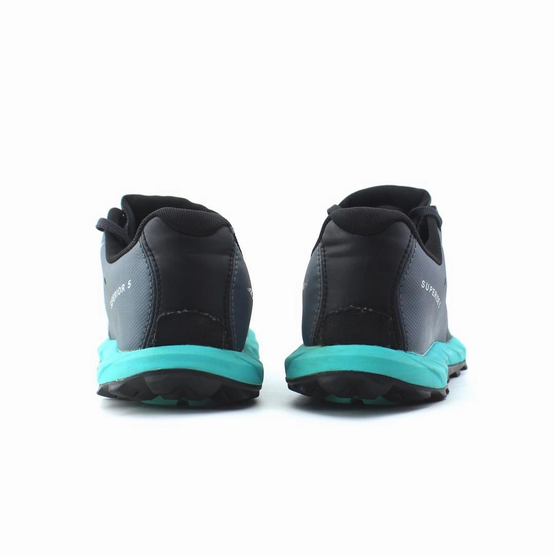 ALTRA SUPERIOR 5 lightweight athletic shoe look